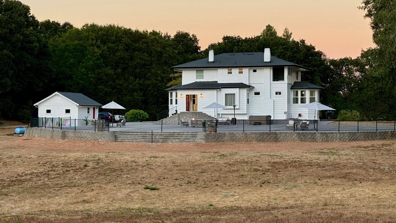 Photo of Outdoor in Freestone