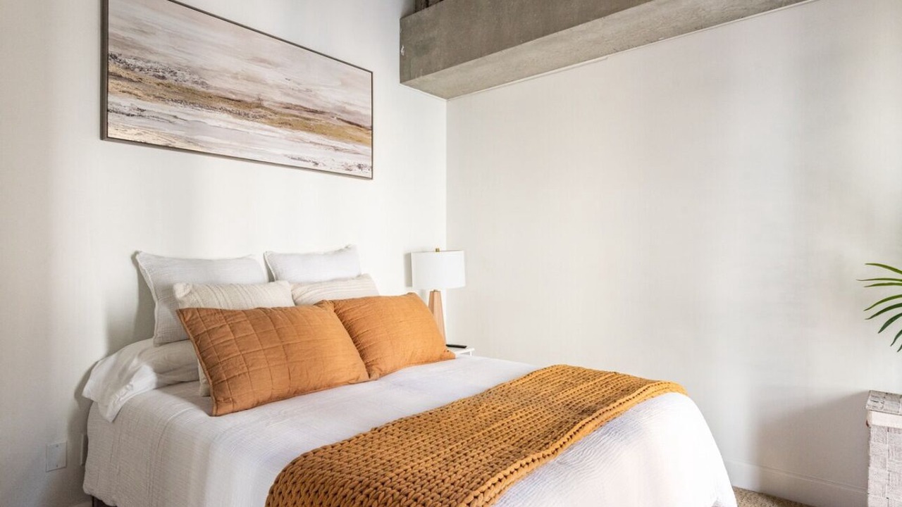 Photo of Bedroom in Midtown Sacramento