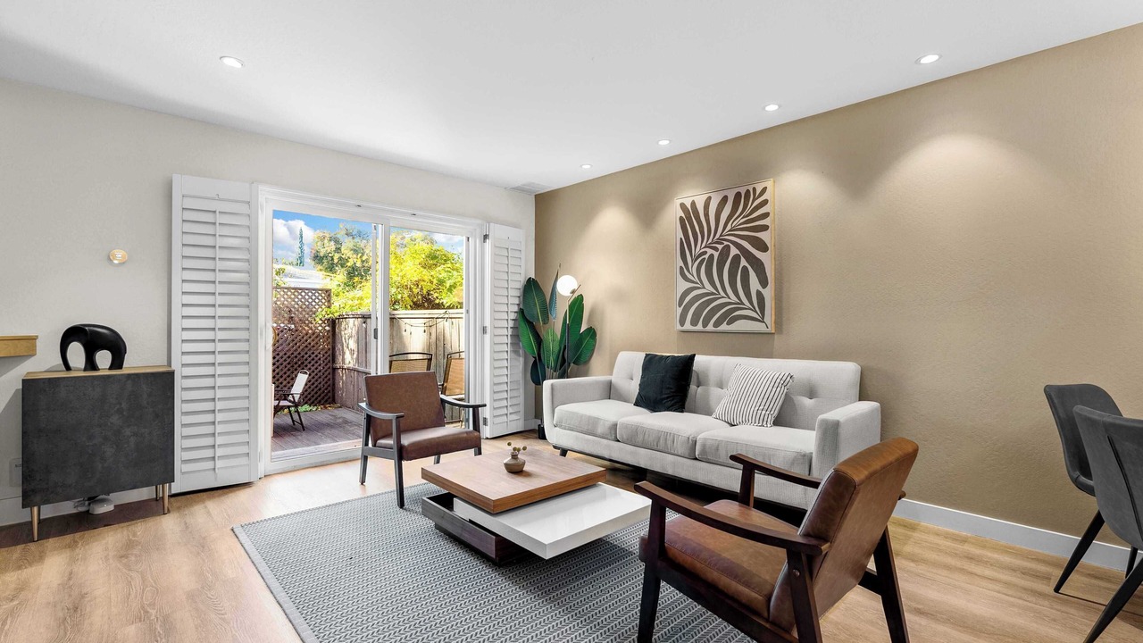 Photo of Livingroom in Redwood City