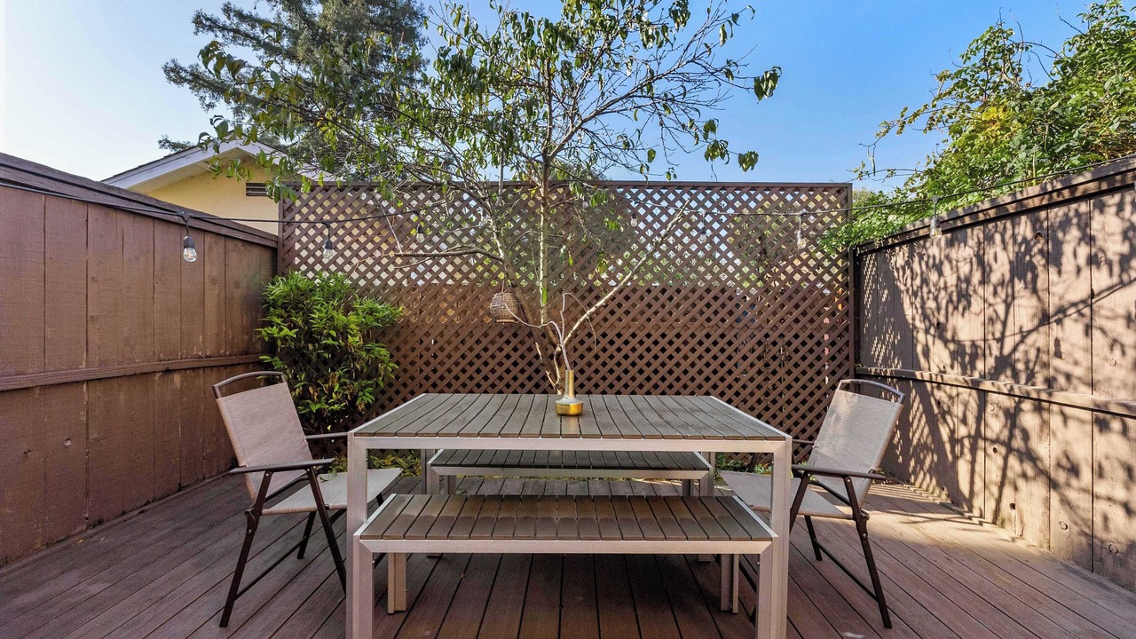 Photo of Outdoor in Redwood City