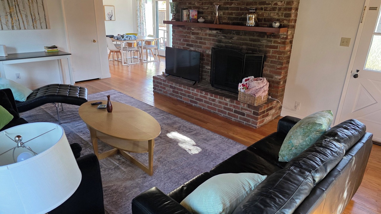 Photo of Livingroom in West San Jose