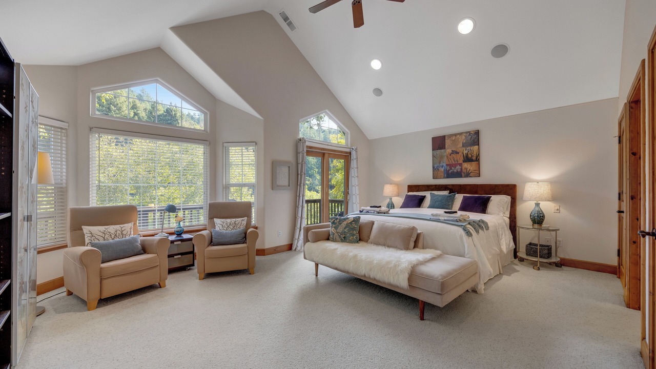 Photo of Bedroom in Monte Rio