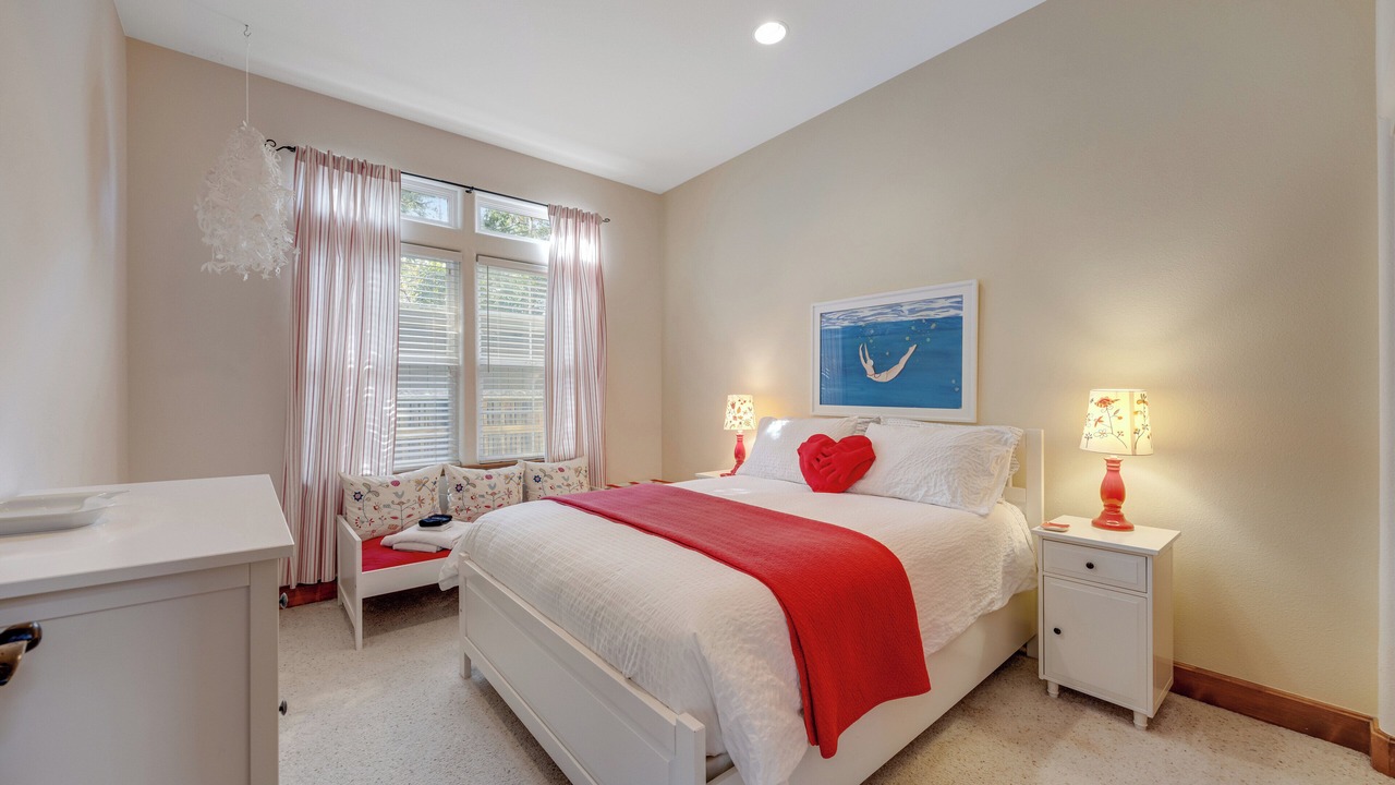 Photo of Bedroom in Monte Rio