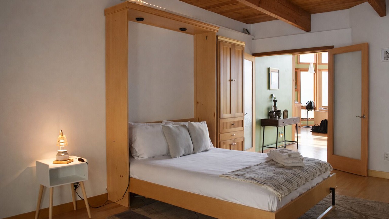 Photo of Bedroom in Los Gatos