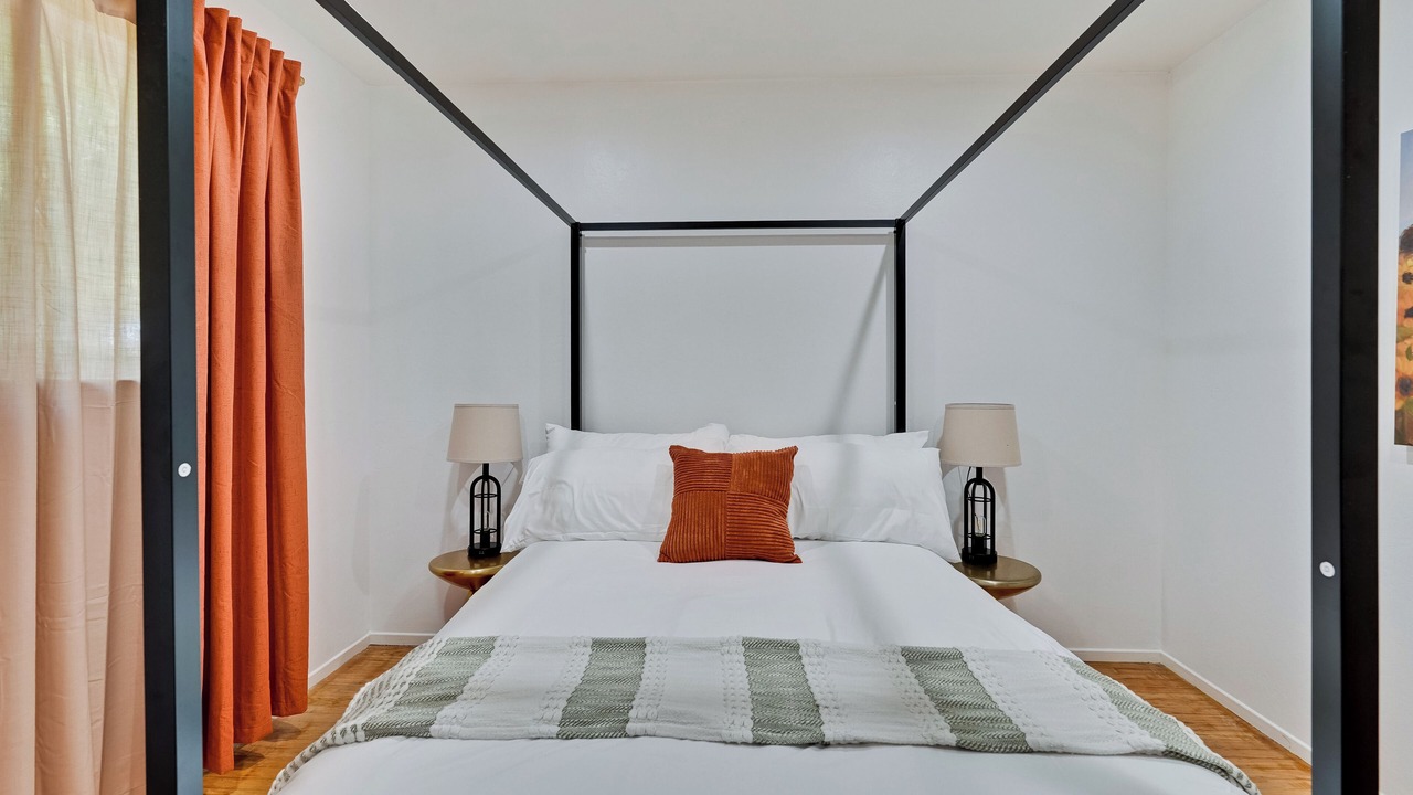 Photo of Bedroom in Almaden