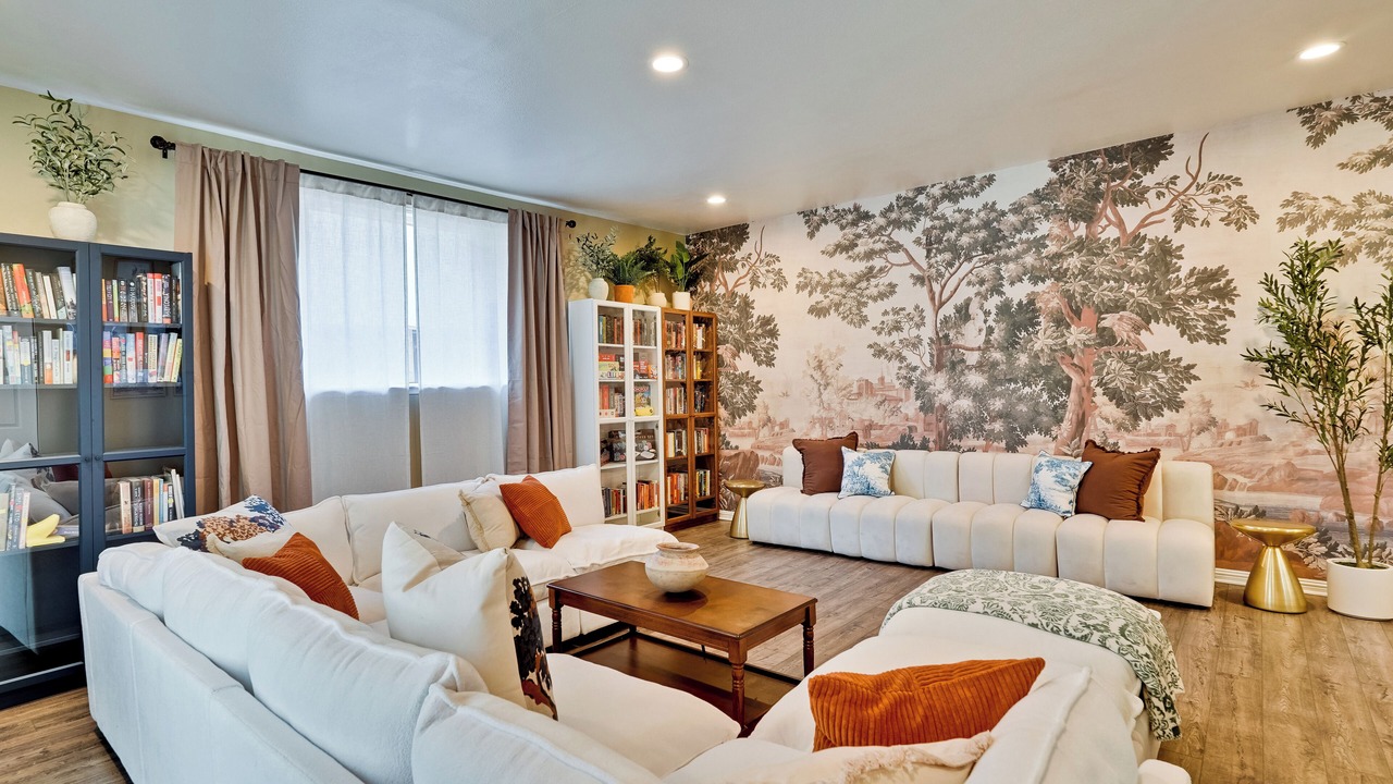 Photo of Livingroom in Almaden