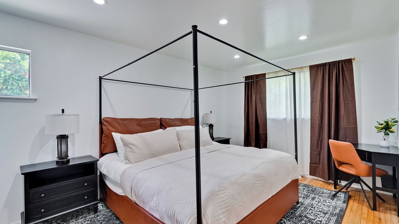 Photo of Bedroom in Almaden