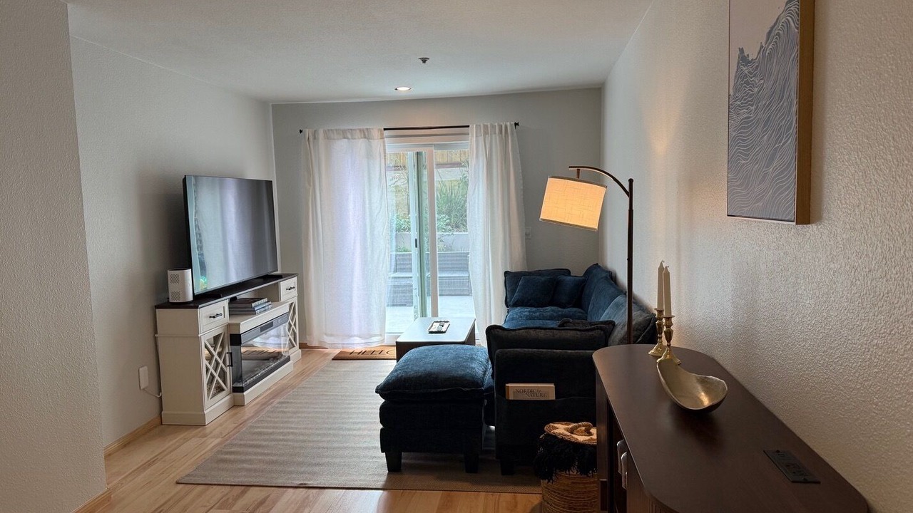 Photo of Livingroom in Pacific Heights