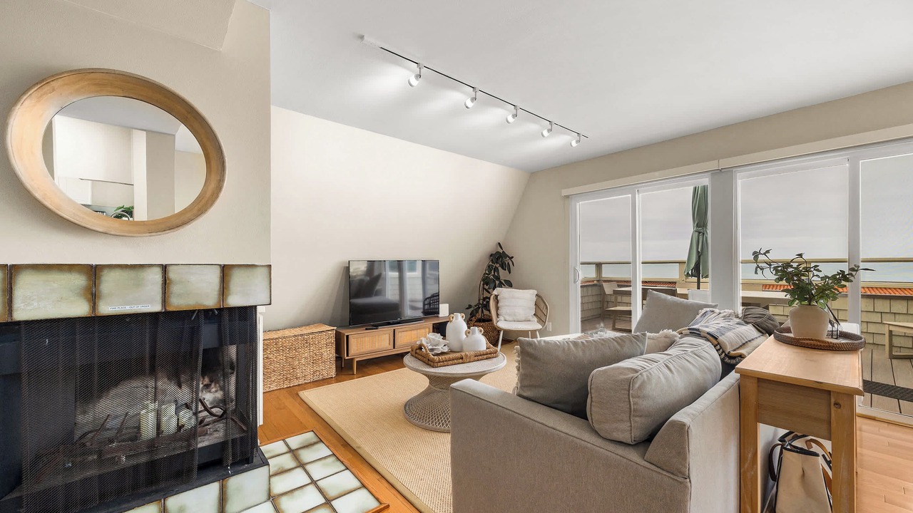 Photo of Livingroom in La Selva Beach