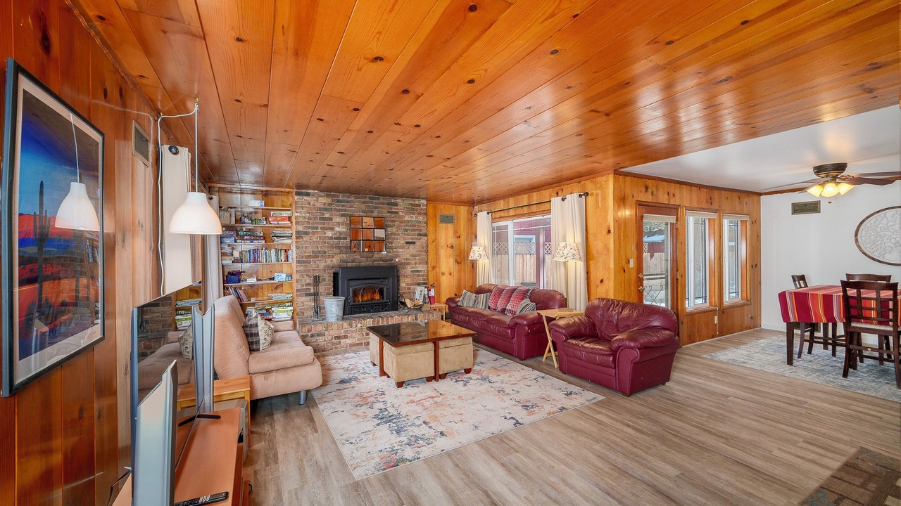 Photo of Livingroom in Al Tahoe