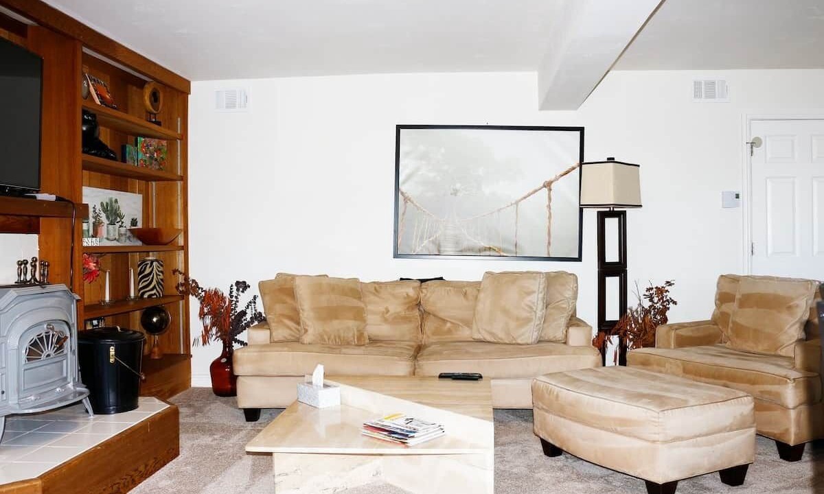 Photo of Livingroom in Point Richmond