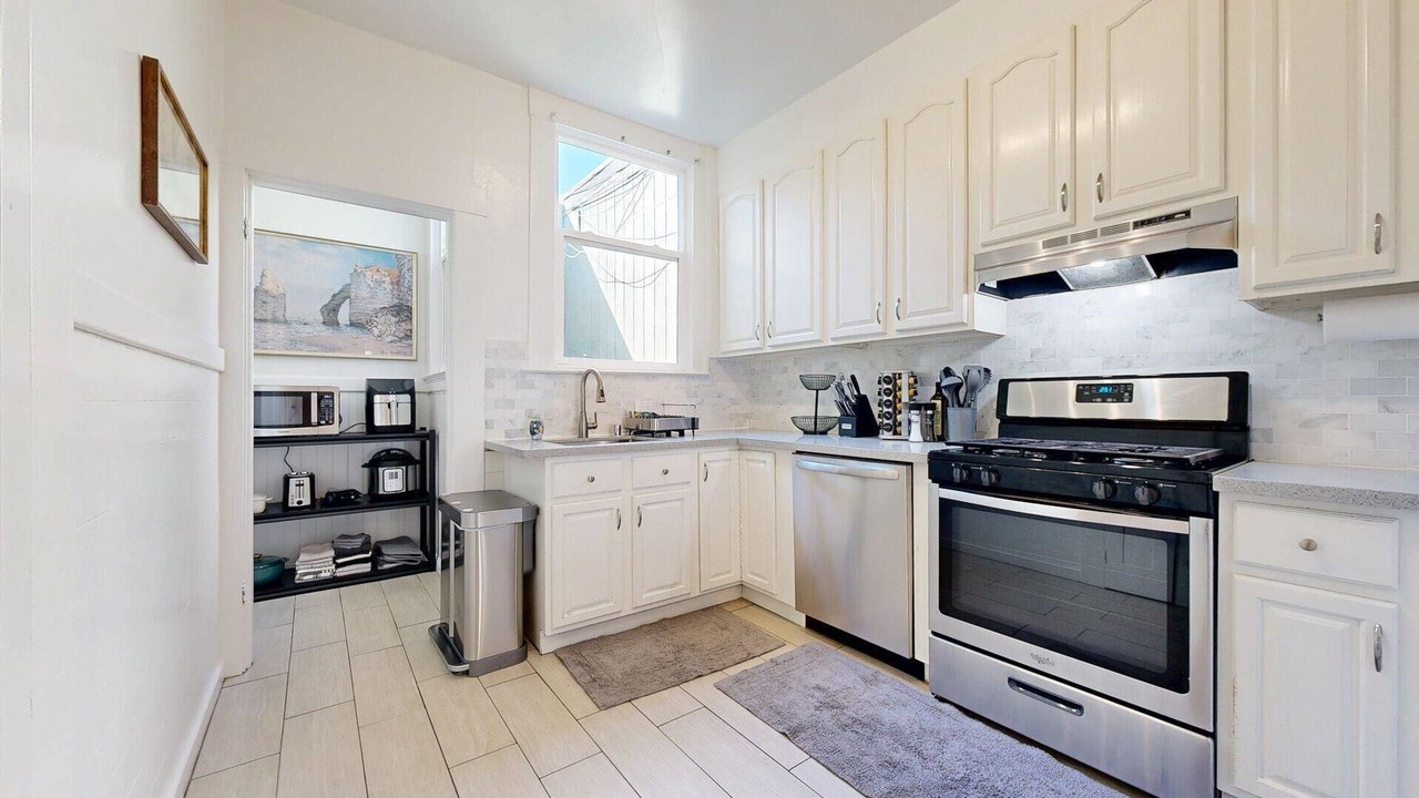 Photo of Kitchen in Richmond District