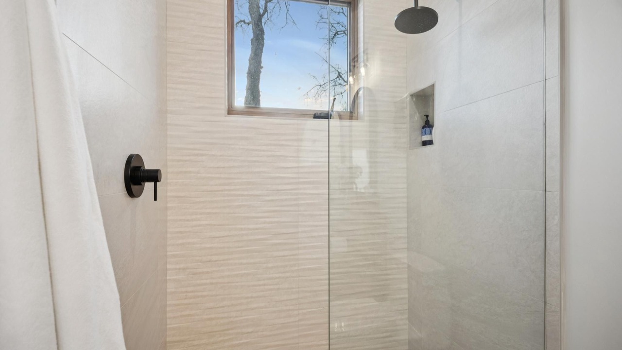 Photo of Bathroom in Sonoma