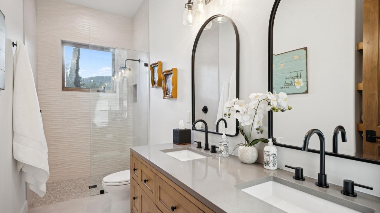 Photo of Bathroom in Sonoma