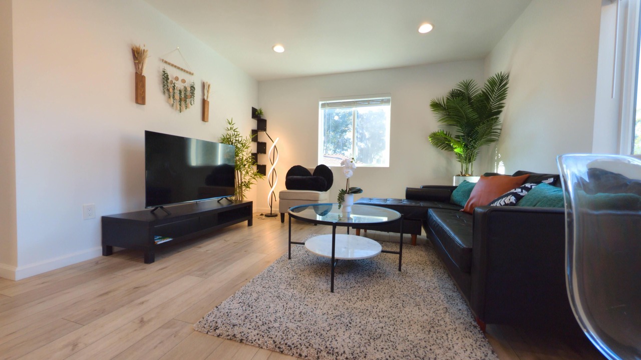 Photo of Livingroom in Fairview