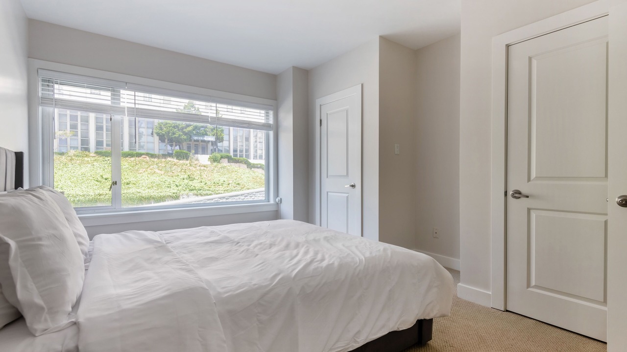 Photo of Bedroom in Nob Hill