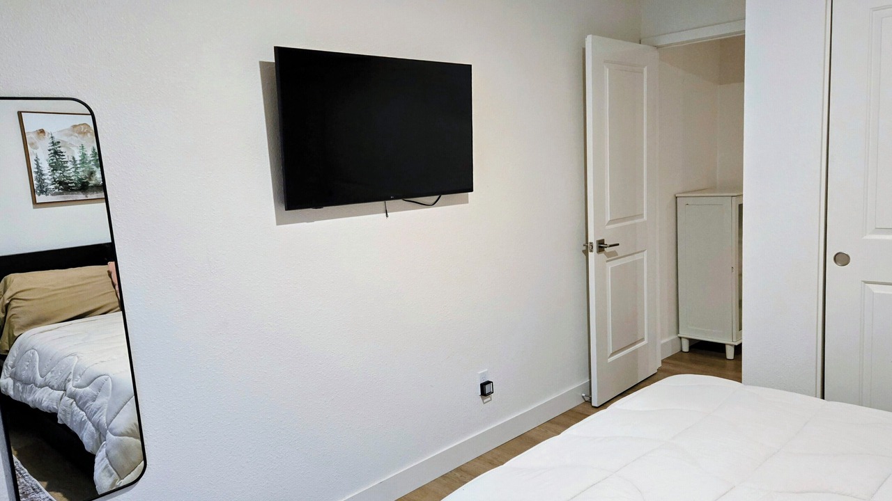 Photo of Bedroom in North Oak Park
