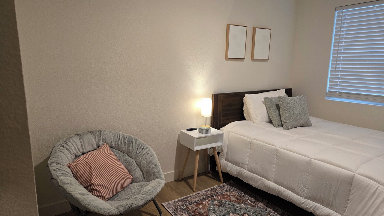 Photo of Bedroom in North Oak Park