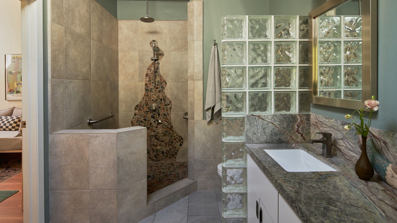 Photo of Bathroom in Aptos Hills-Larkin Valley