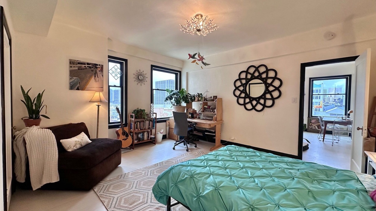 Photo of Bedroom in Tenderloin