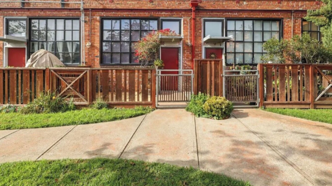 Photo of Outdoor in Fruitvale