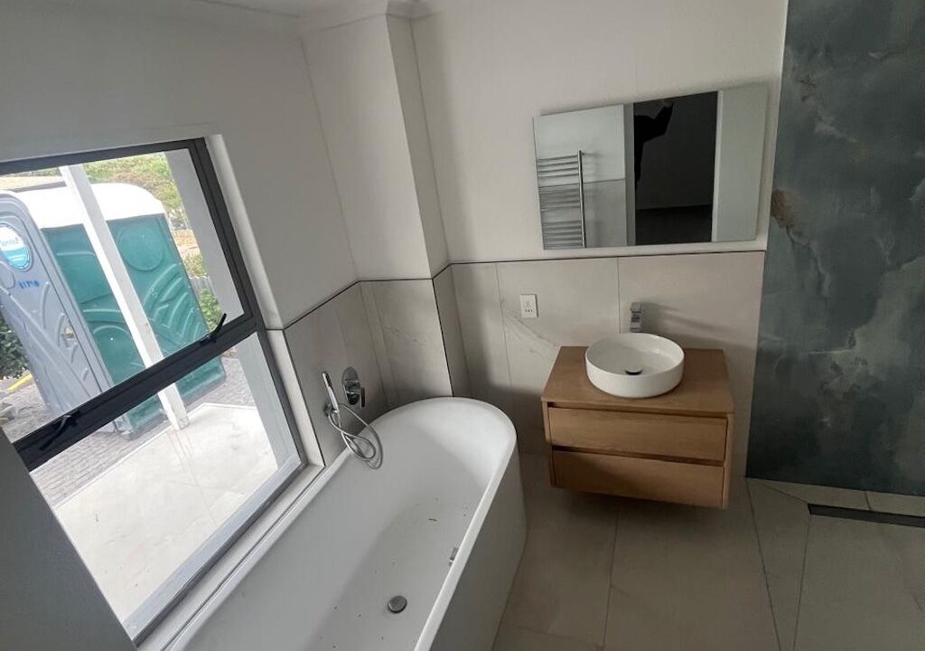 Photo of Bathroom in Kommetjie
