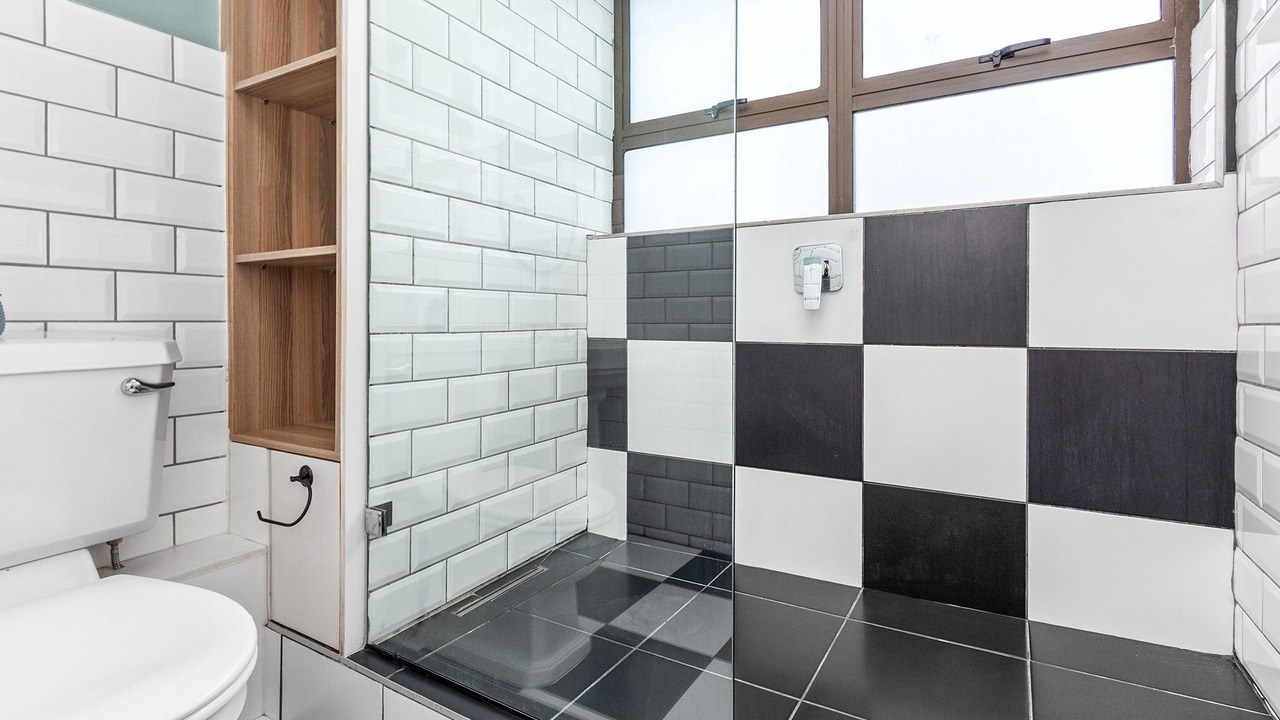 Photo of Bathroom in Three Anchor Bay