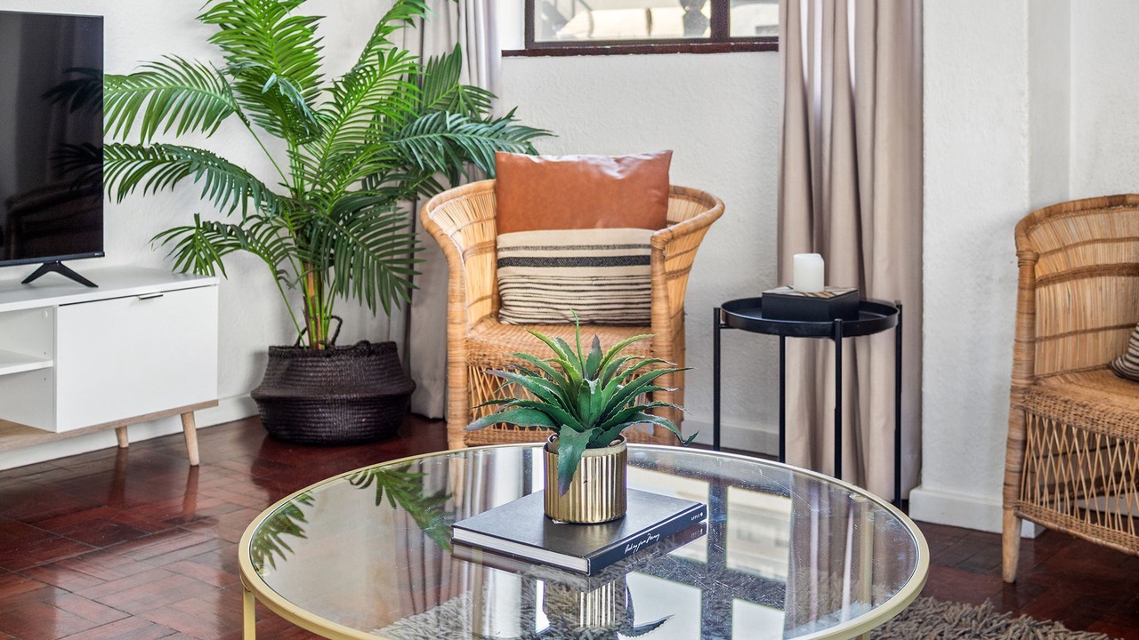 Photo of Livingroom in Three Anchor Bay