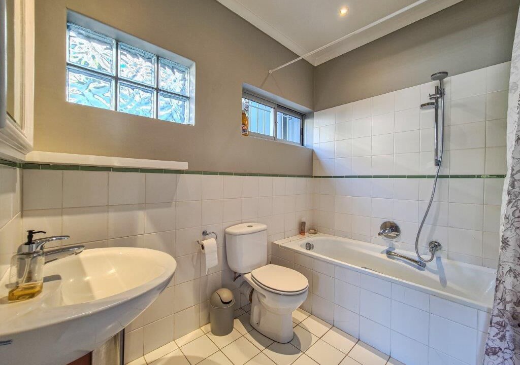 Photo of Bathroom in Fresnaye