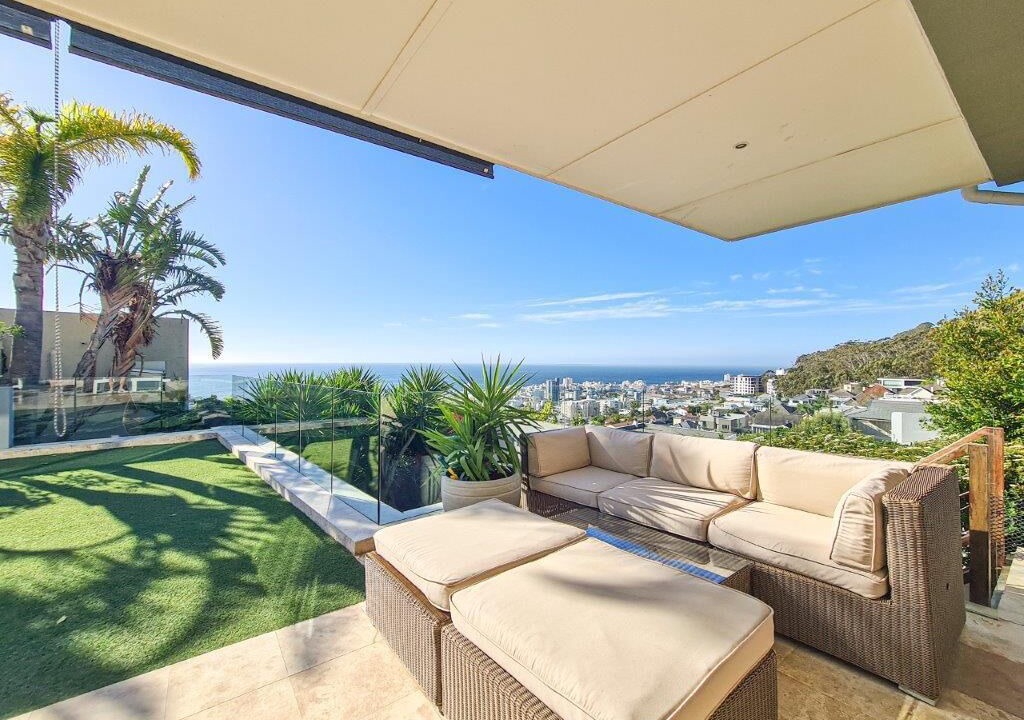 Photo of Patio Balcony in Fresnaye