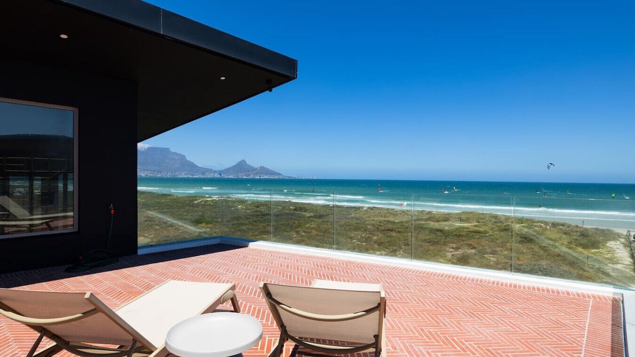 Photo of Patio Balcony in Sunset Beach