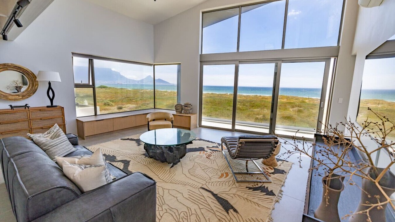 Photo of Livingroom in Sunset Beach