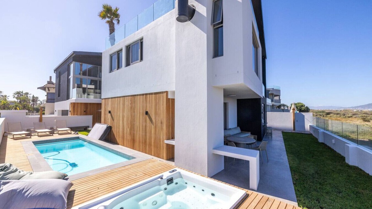 Photo of Outdoor in Sunset Beach