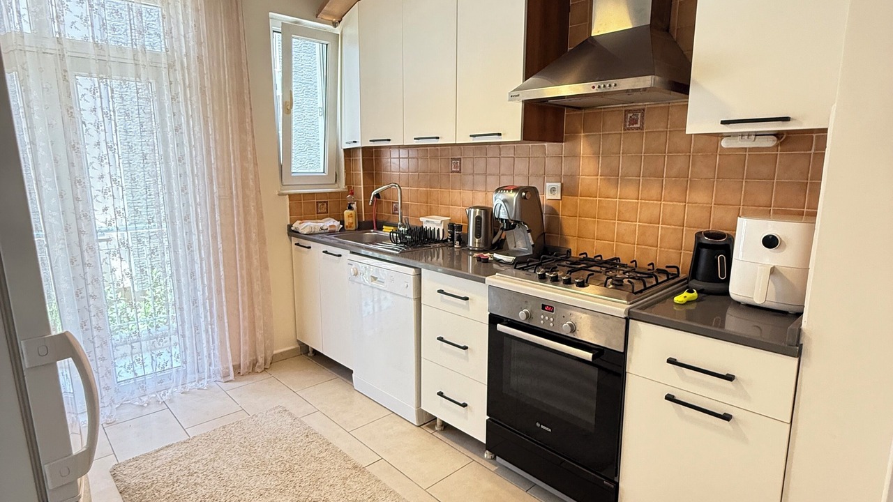Photo of Kitchen in Eski Lara