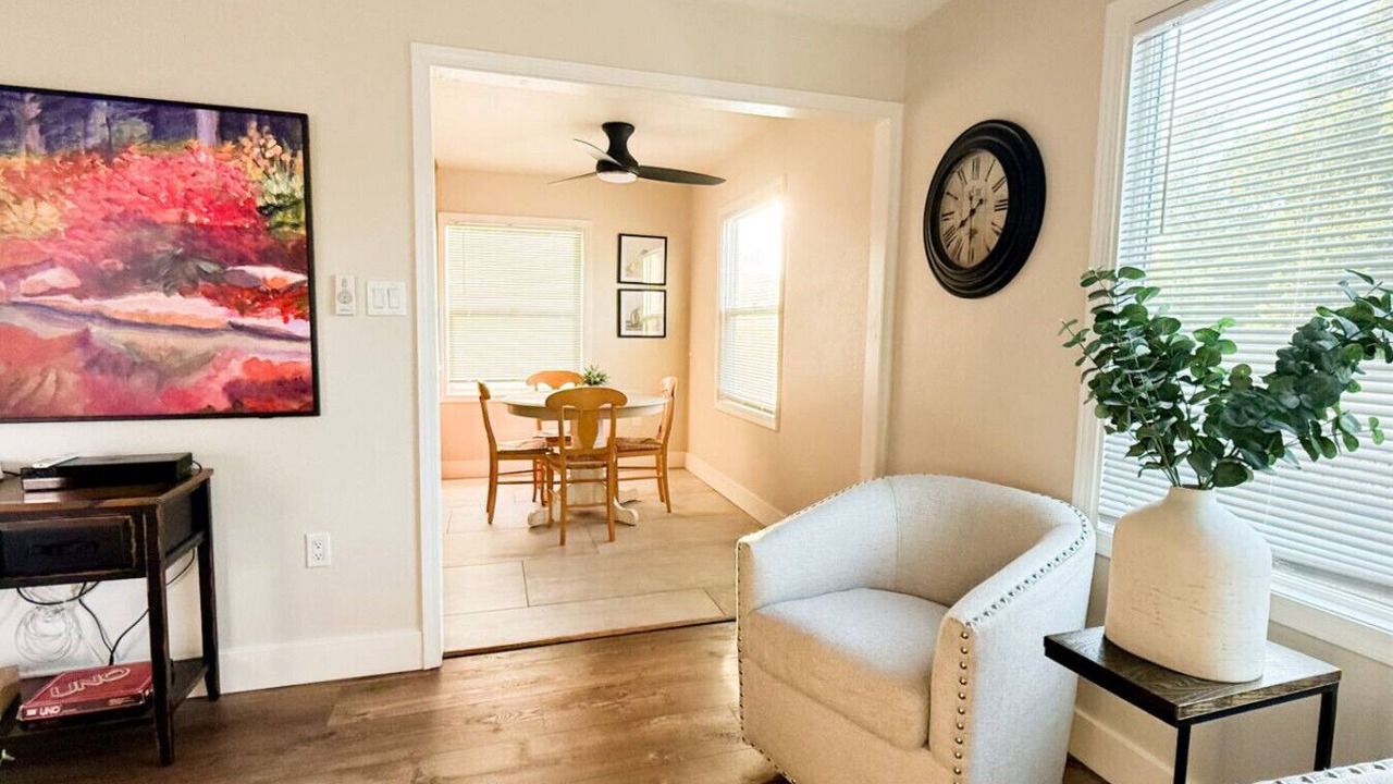Photo of Livingroom in Concord