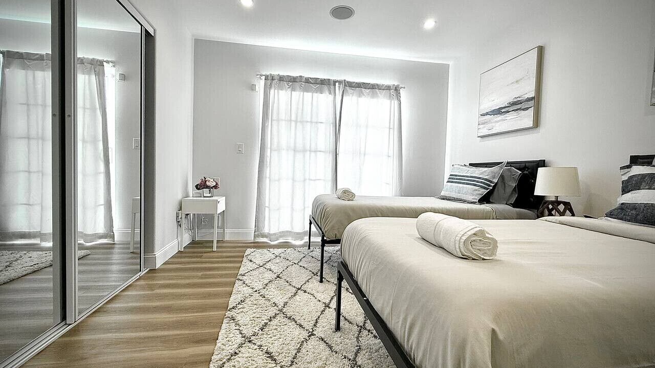 Photo of Bedroom in Sunshine Gardens
