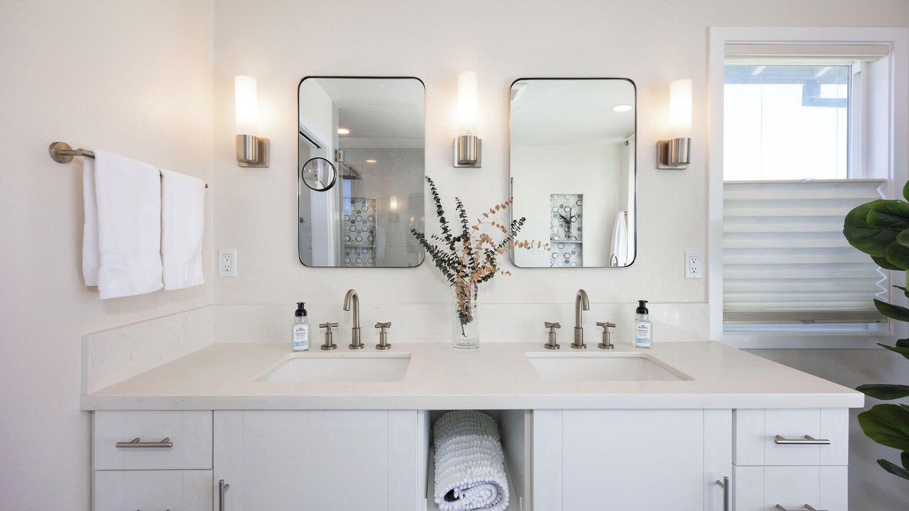 Photo of Bathroom in Moss Beach