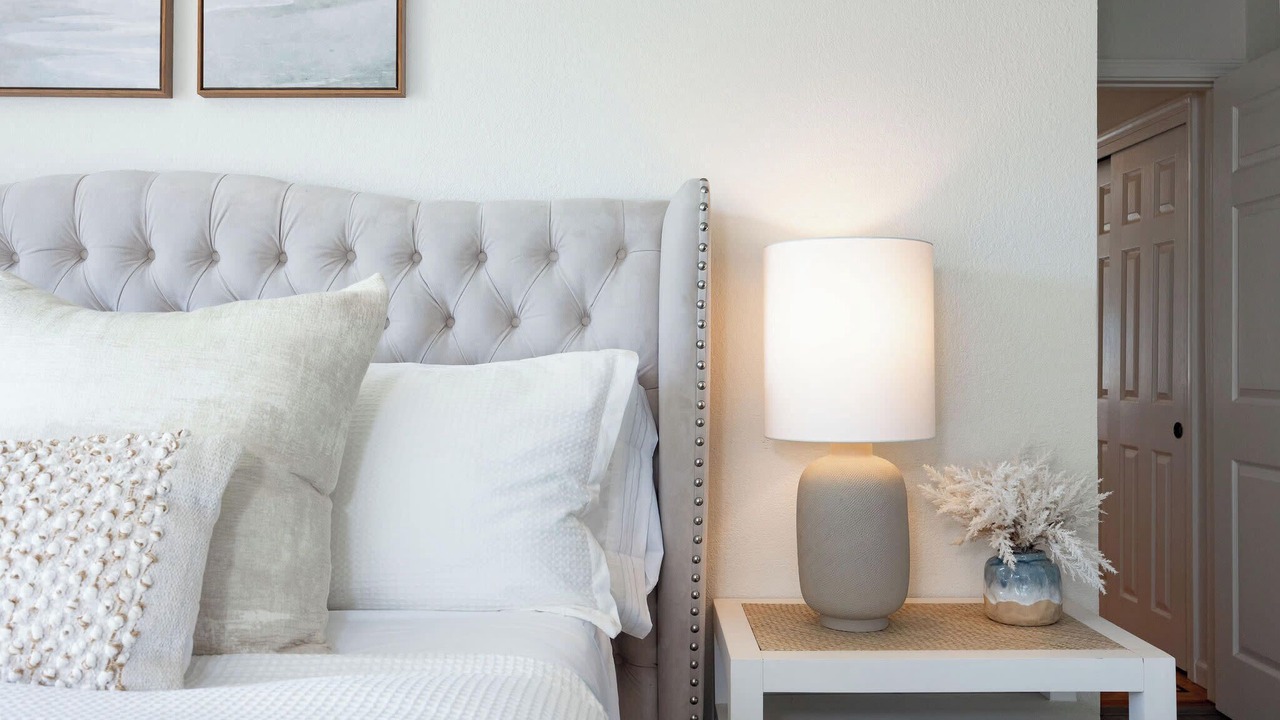Photo of Bedroom in Moss Beach