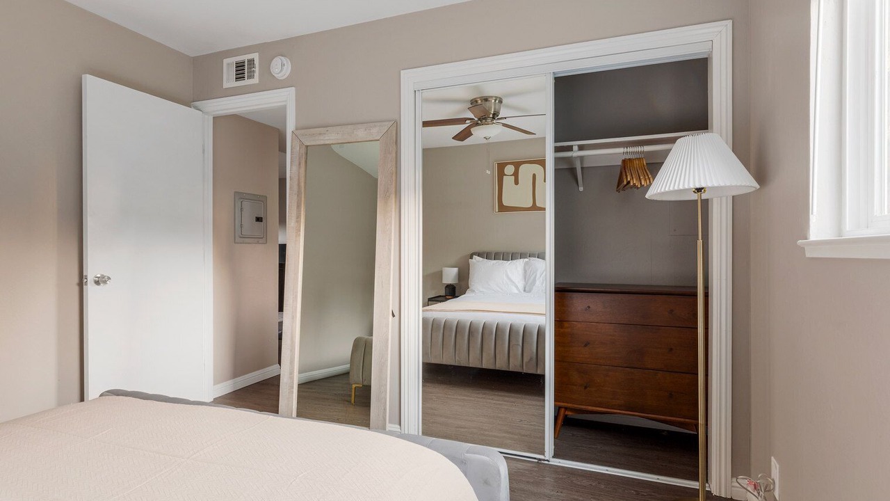 Photo of Bedroom in Central San Mateo