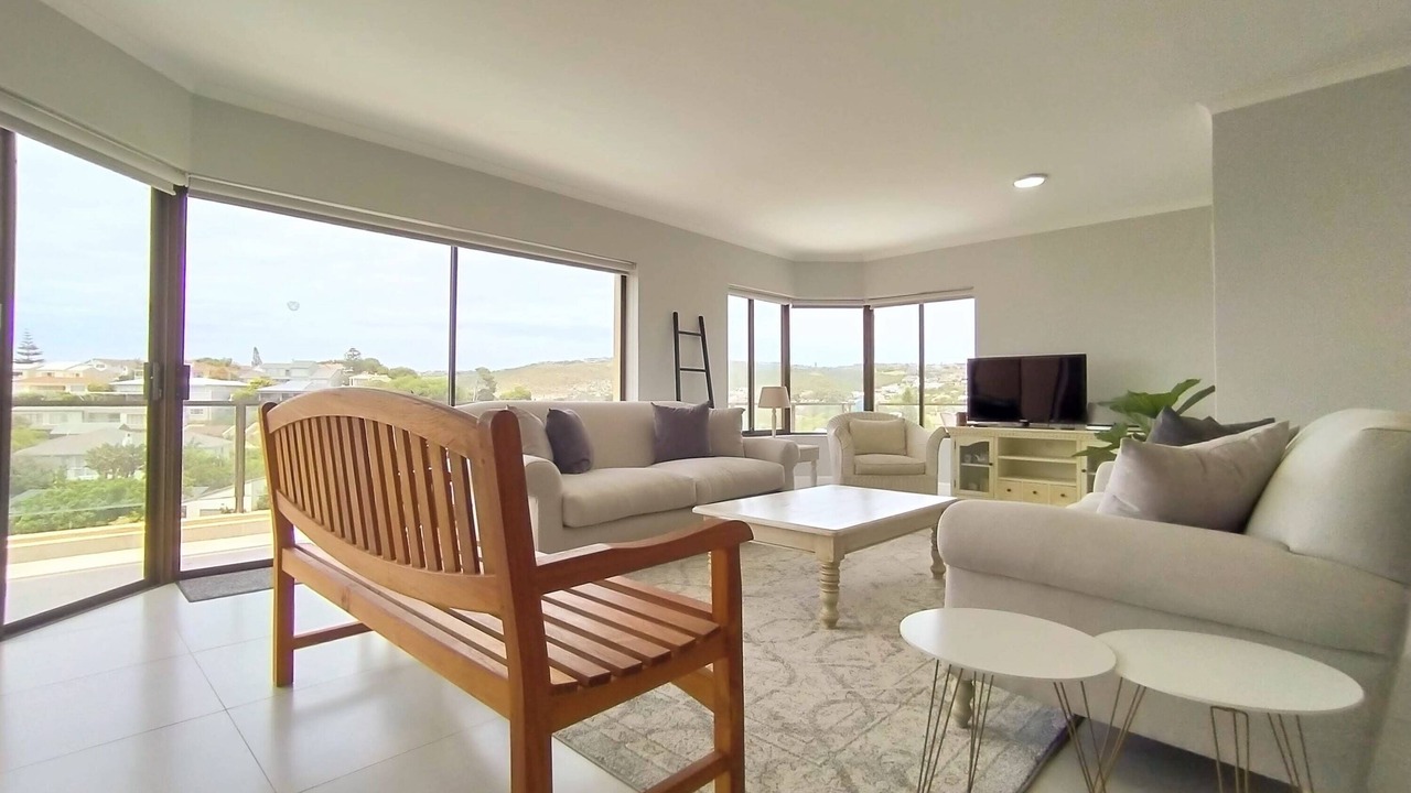 Photo of Livingroom in Robberg Beach