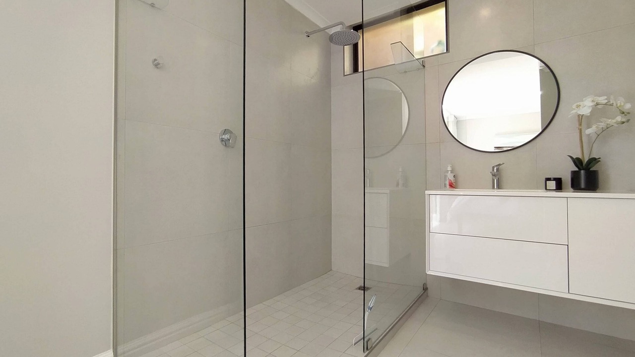 Photo of Bathroom in Robberg Beach
