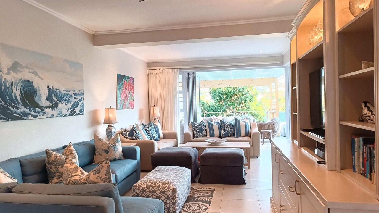 Photo of Livingroom in Robberg Beach