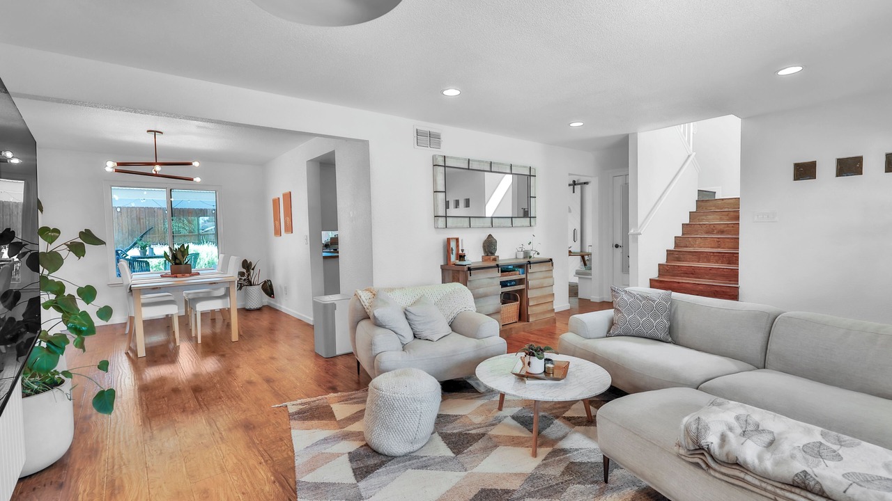 Photo of Livingroom in Northgate