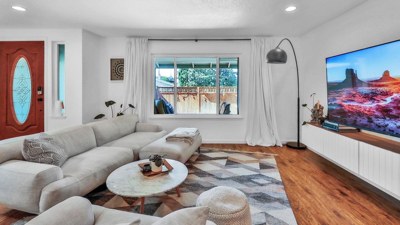 Photo of Livingroom in Northgate