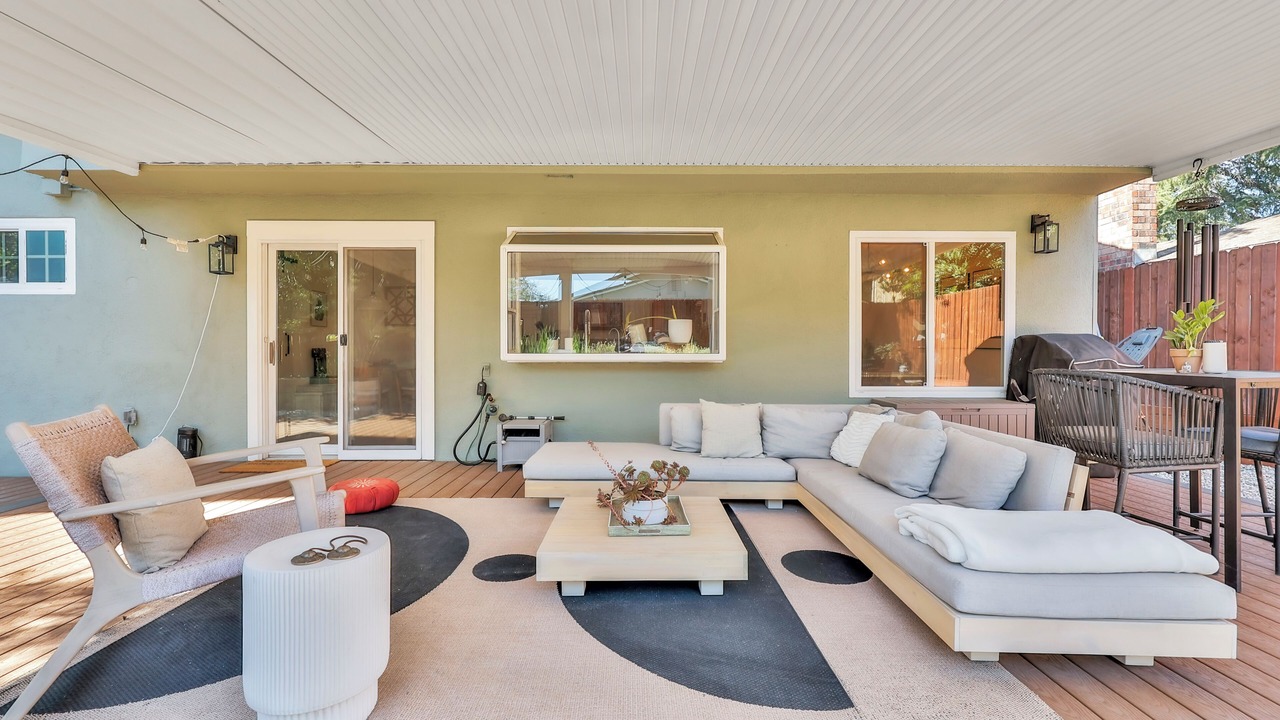 Photo of Patio Balcony in Northgate