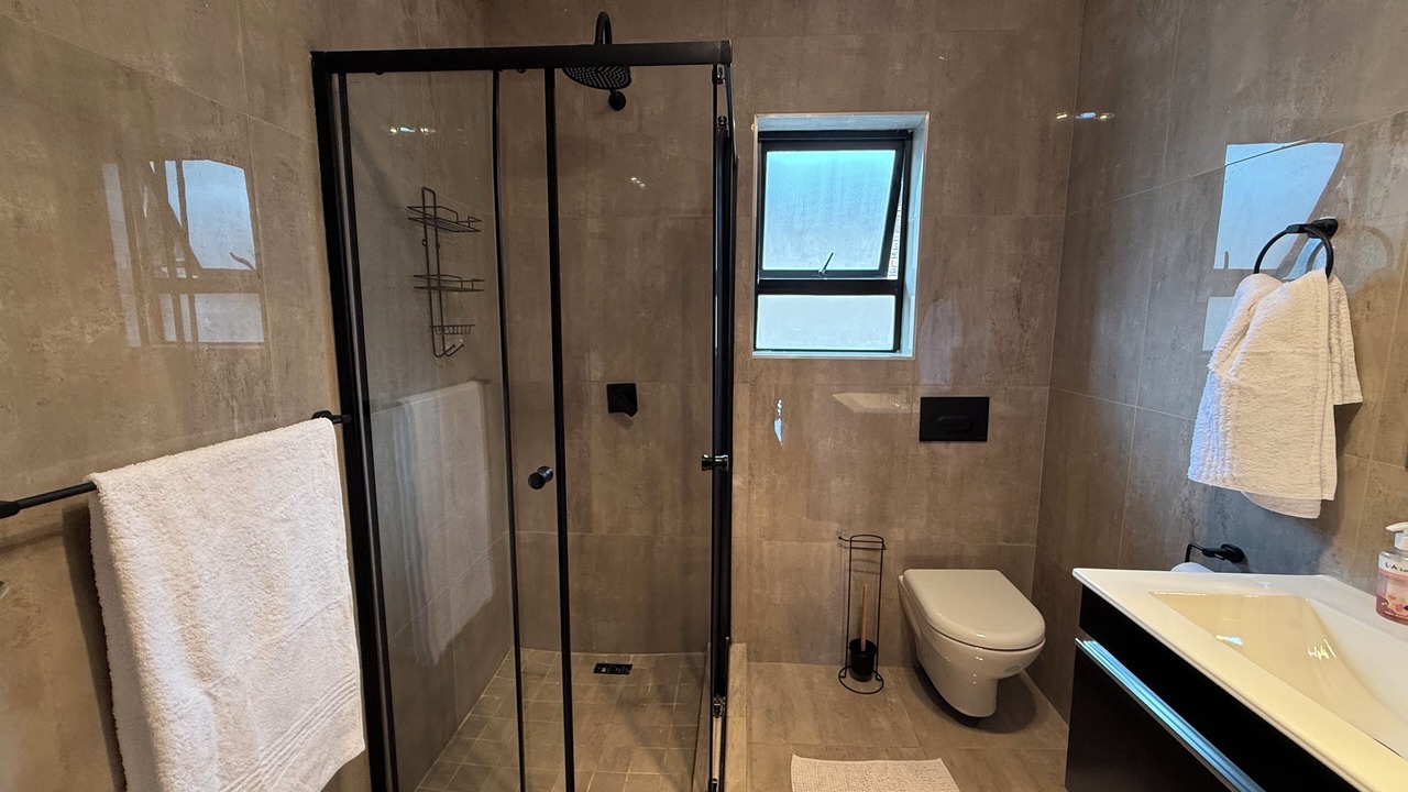 Photo of Bathroom in Moreleta Park