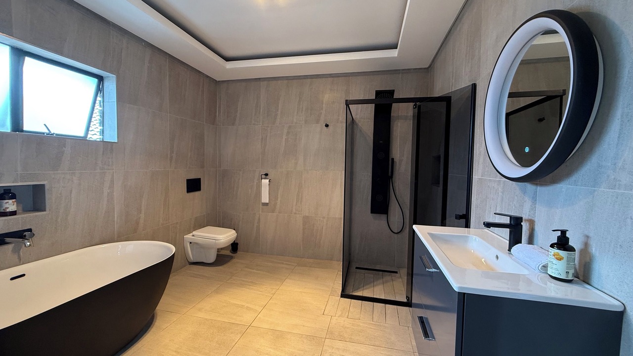 Photo of Bathroom in Moreleta Park