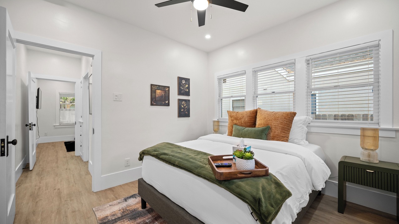 Photo of Bedroom in Boulevard Park