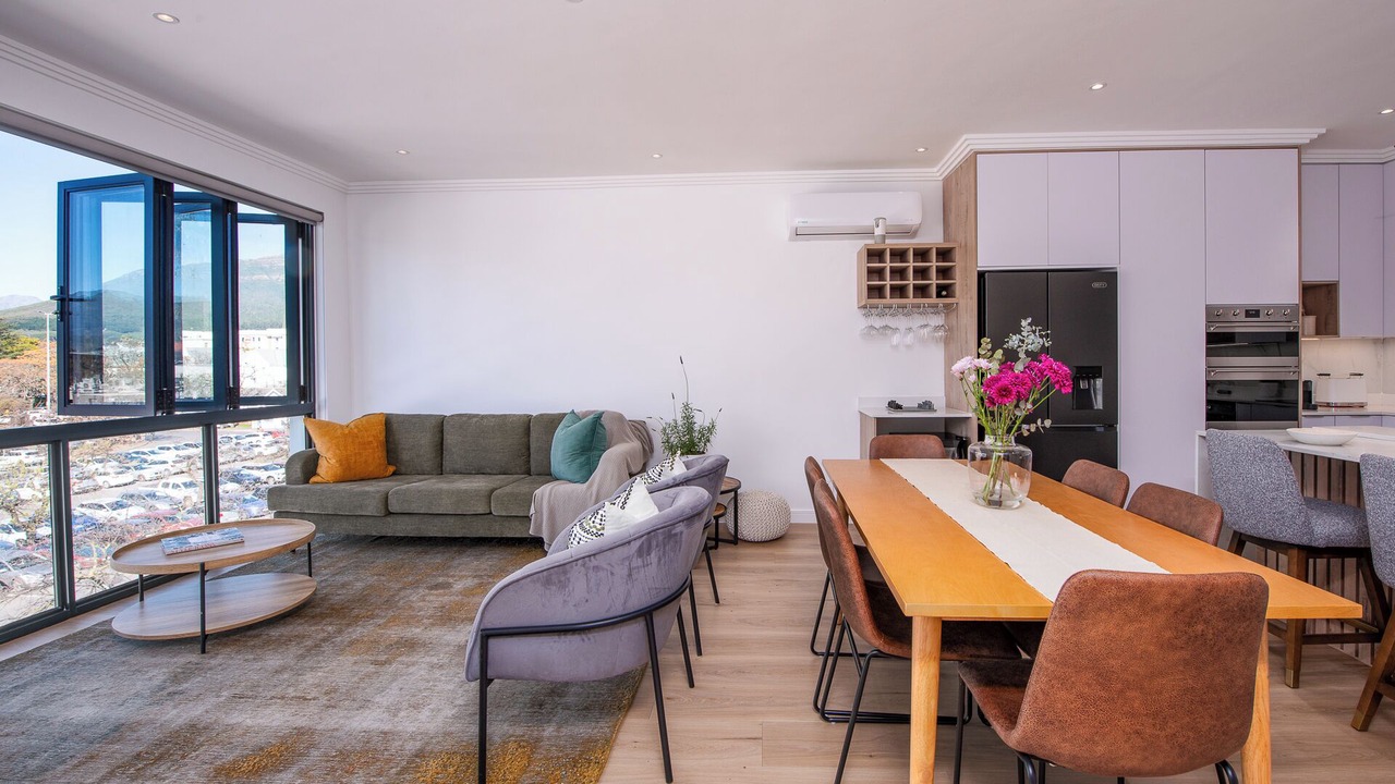 Photo of Livingroom in Stellenbosch Central