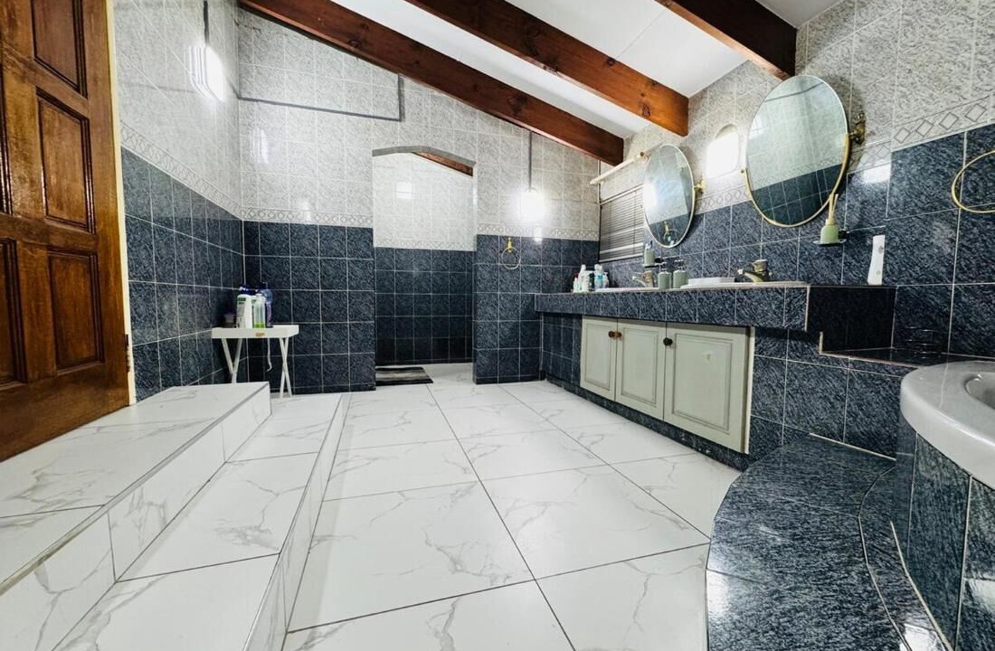 Photo of Bathroom in Woodmead